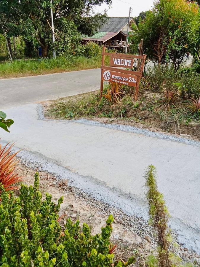 Tr Bungalow Ko Yao Exteriör bild